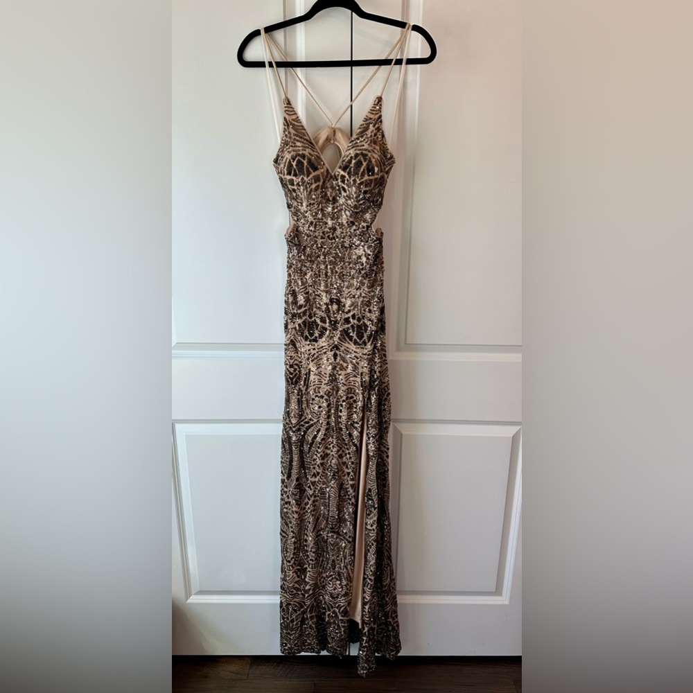 Betsy & Adam Bronze Sequin Plunge Neck Side Cutout Long Dress Size 2